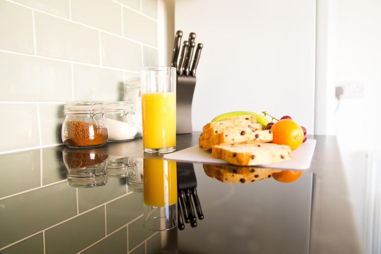 דירות דונקסטר 3Br-St Johns Hse-Free Parking-Workers-Kitchen-Wifi-Dog Friendly מראה חיצוני תמונה