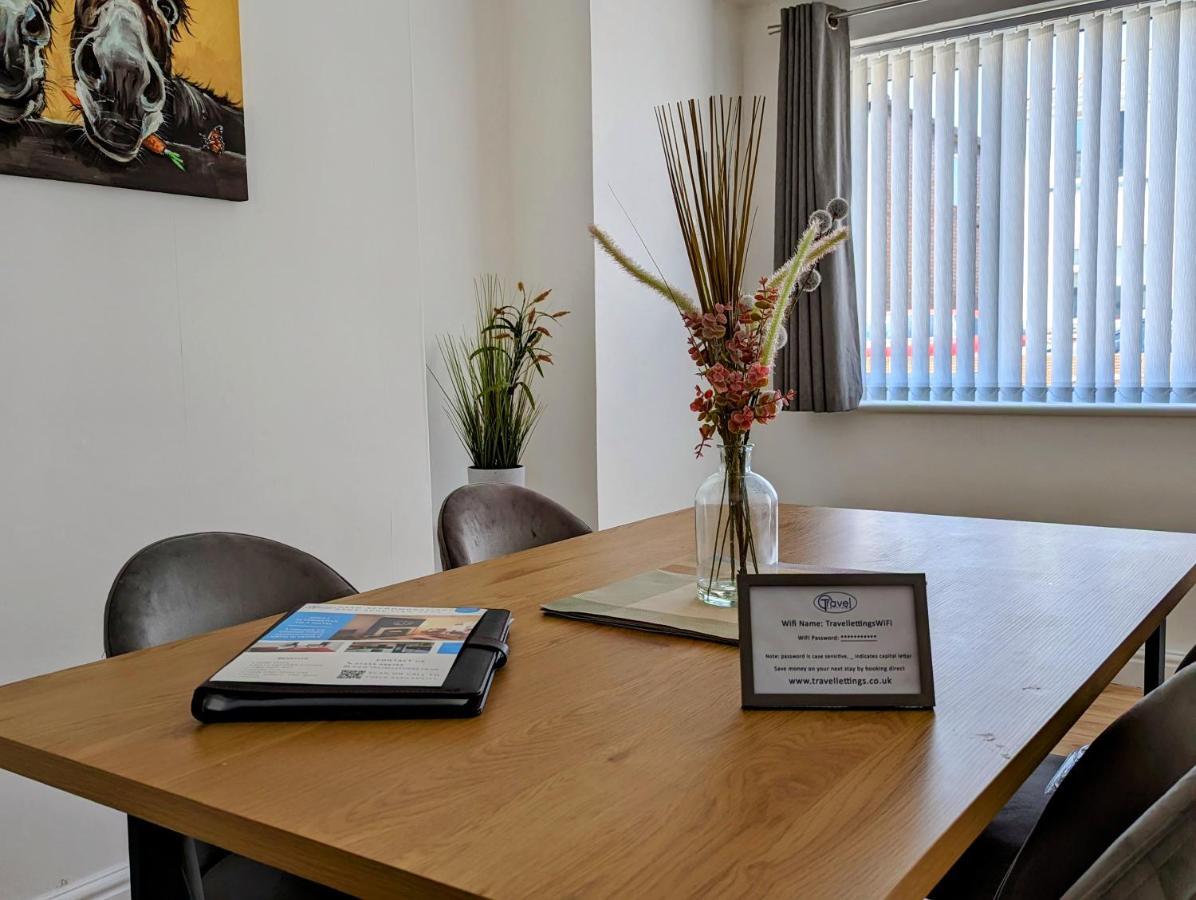 דירות דונקסטר 3Br-St Johns Hse-Free Parking-Workers-Kitchen-Wifi-Dog Friendly מראה חיצוני תמונה