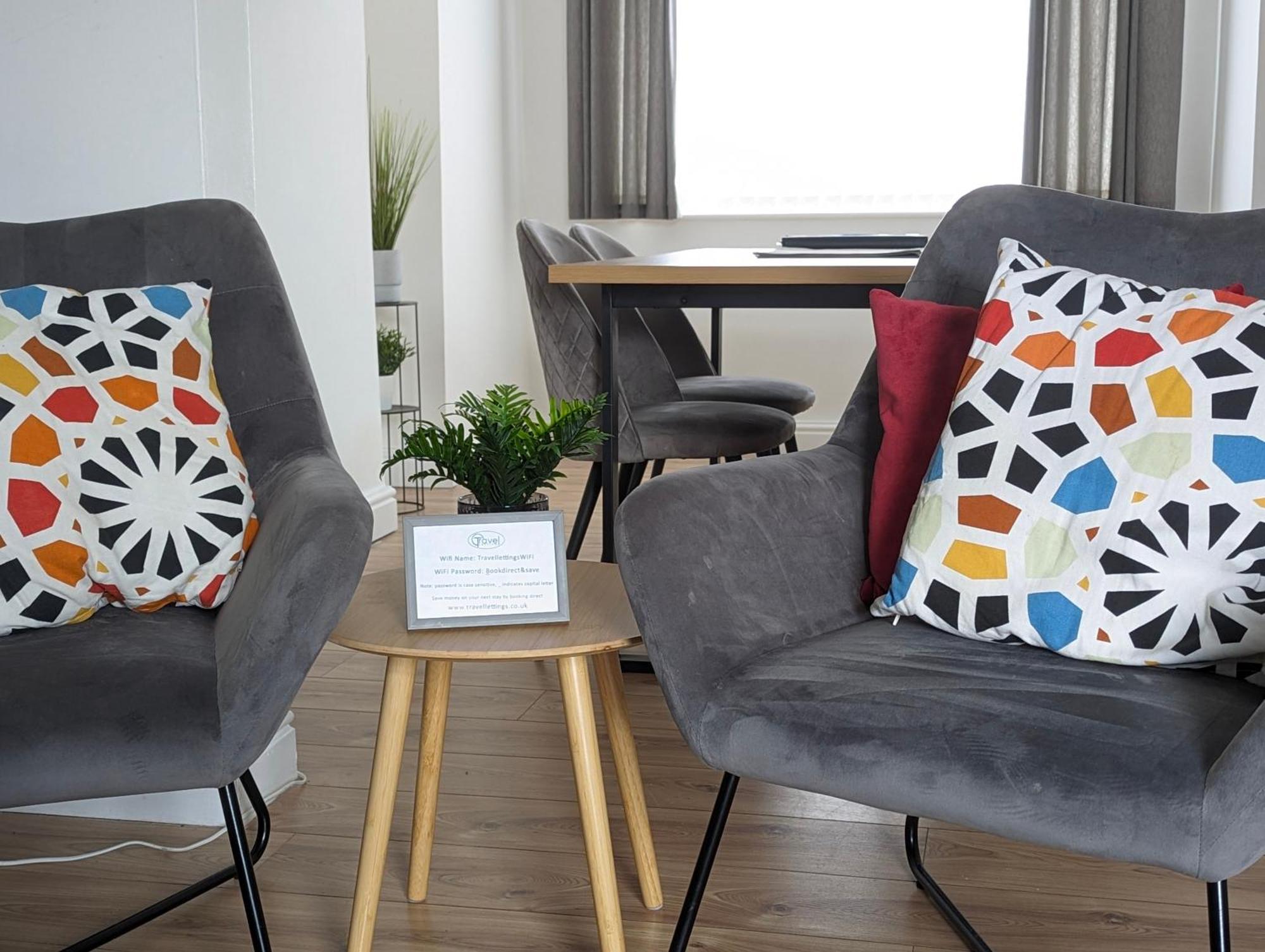 דירות דונקסטר 3Br-St Johns Hse-Free Parking-Workers-Kitchen-Wifi-Dog Friendly מראה חיצוני תמונה