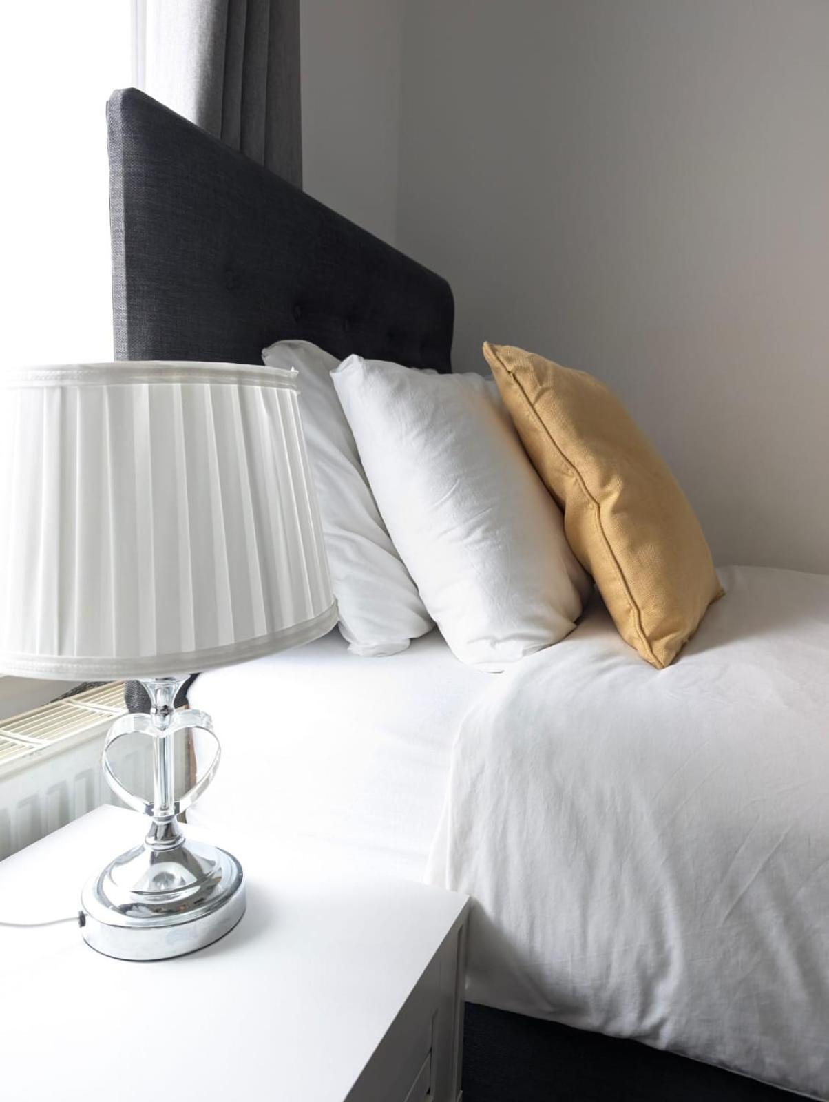דירות דונקסטר 3Br-St Johns Hse-Free Parking-Workers-Kitchen-Wifi-Dog Friendly מראה חיצוני תמונה